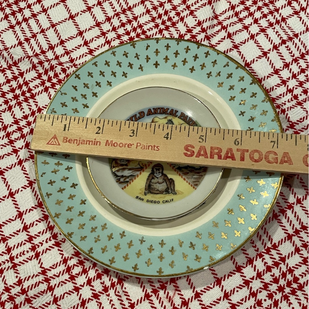 SOLD Vintage California Souvenir Plates❤️☀️🏄‍♀️ - Picture 8 of 8